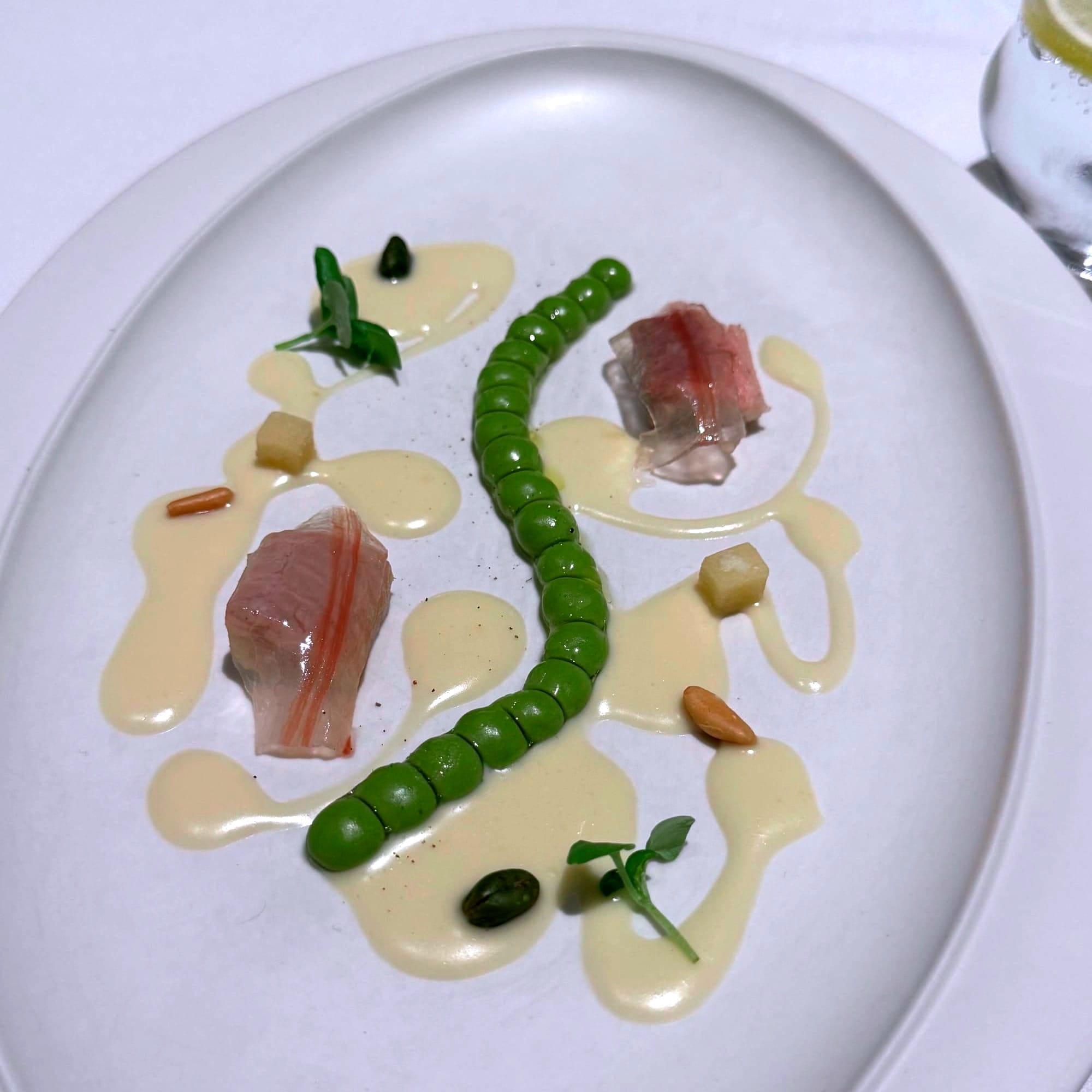 Multispherical Pesto at Disfrutar