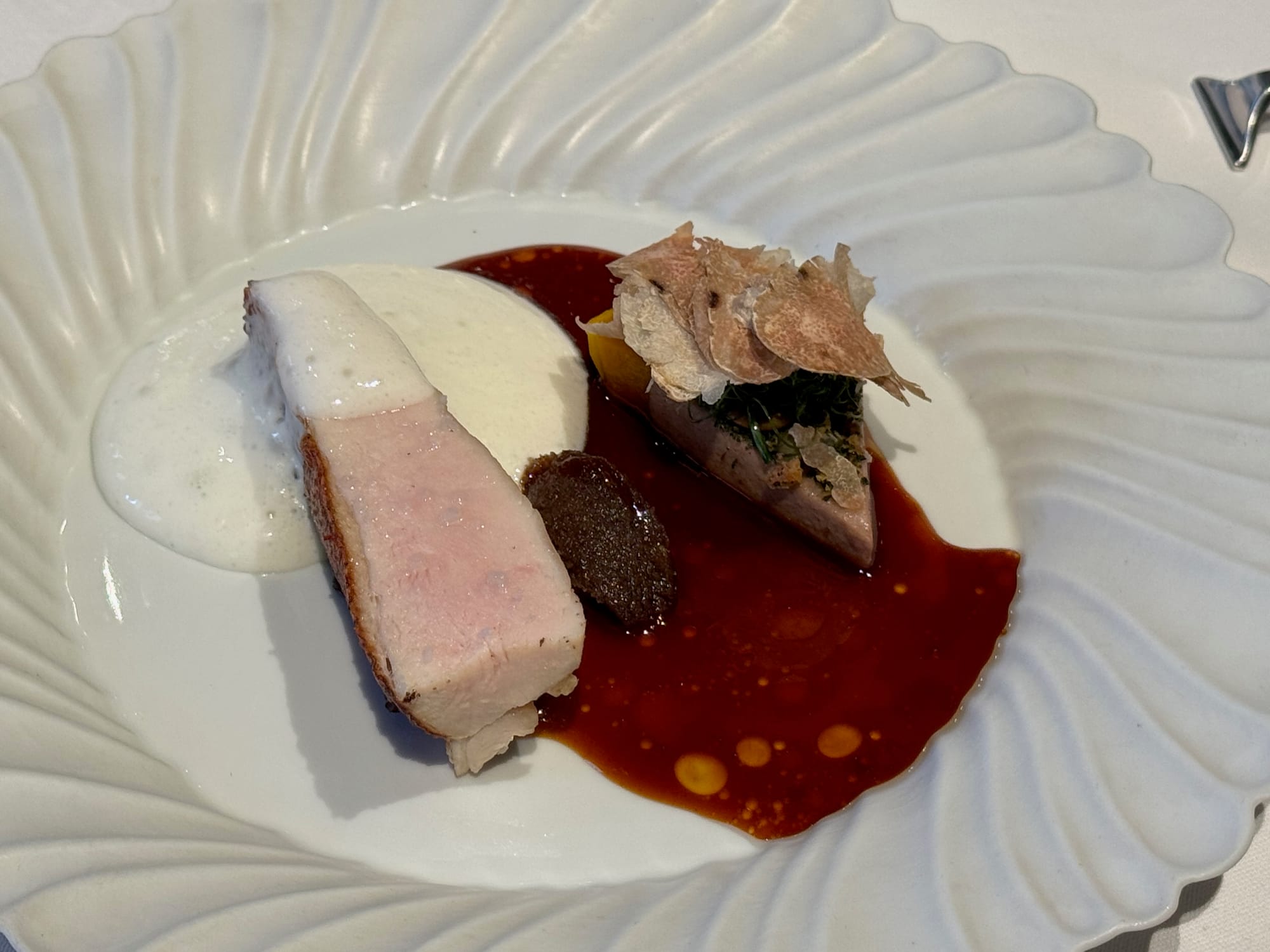 Hen farm chicken, Hokkaido squash, white truffle from Alba at Le Gabriel, Paris