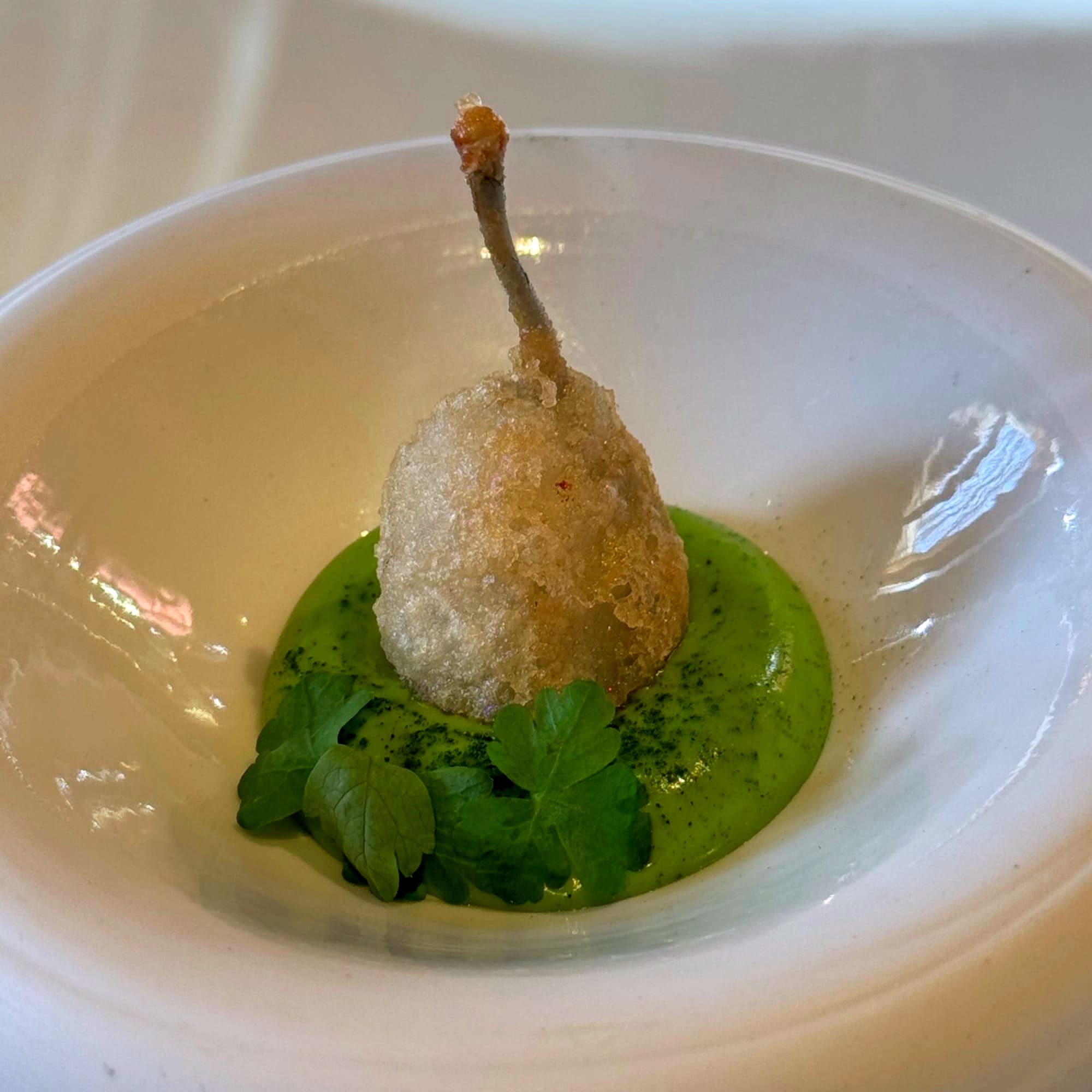 Frog leg at Le Gabriel La Reserve Paris