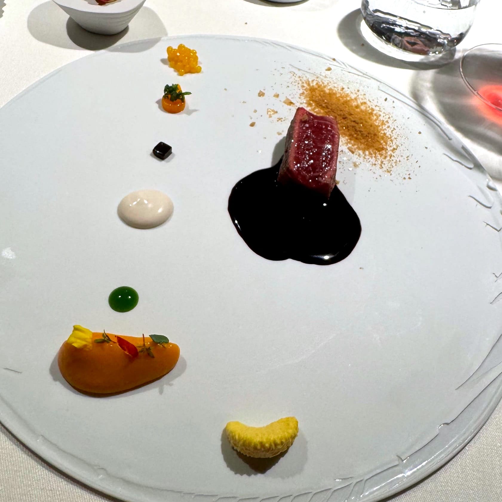 Beef tenderloin with mole at Skina Marbella